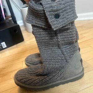 UGG women/kids knit boots in gray